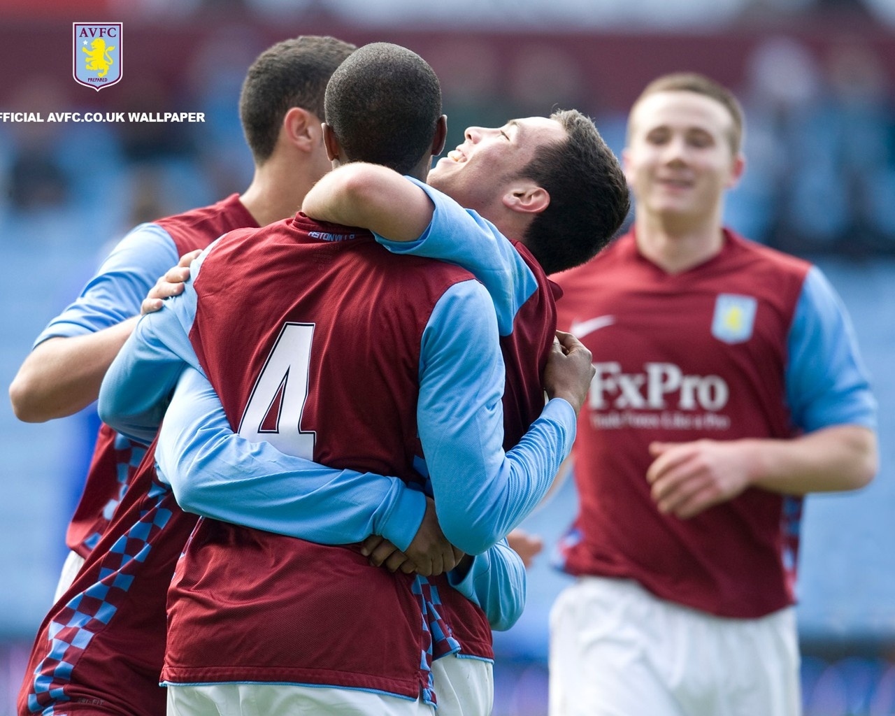 法国客战阿塞拜疆：埃基蒂克、恩昆库首发，舍瓦利耶出战