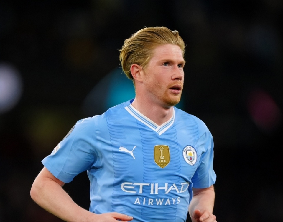 亚泰小将景泊羲完成中超首秀，月初曾说自己的梦想是中超首发