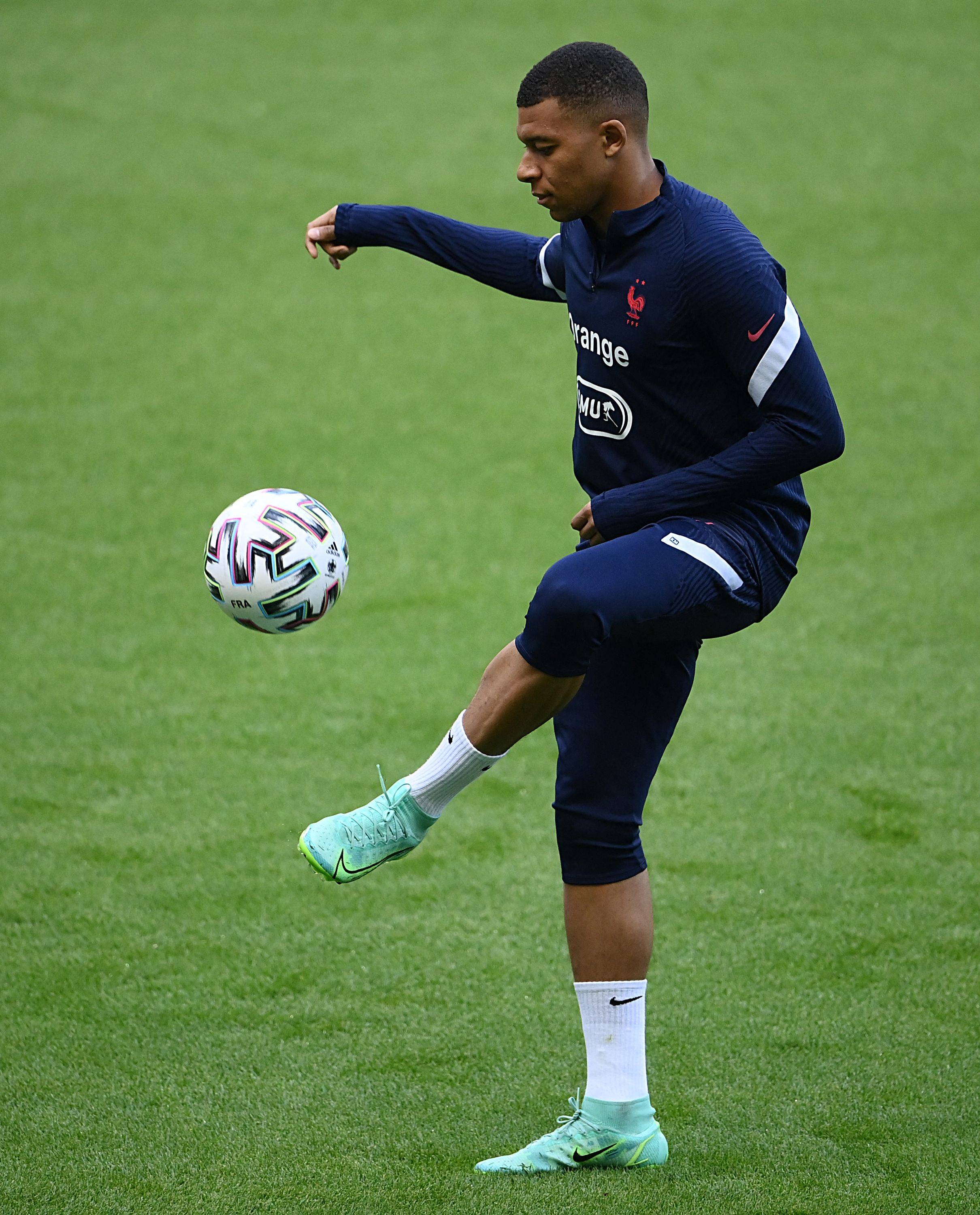 2025赛季中超最佳比赛：山东泰山6-0复仇北京国安，瓦科4射1传