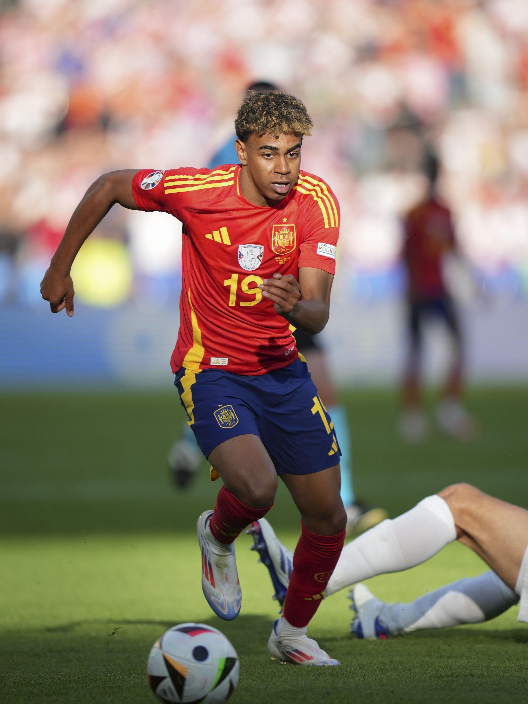 第41圈，诺里斯进站做出二停，维斯塔潘超越皮亚斯特里升至第1